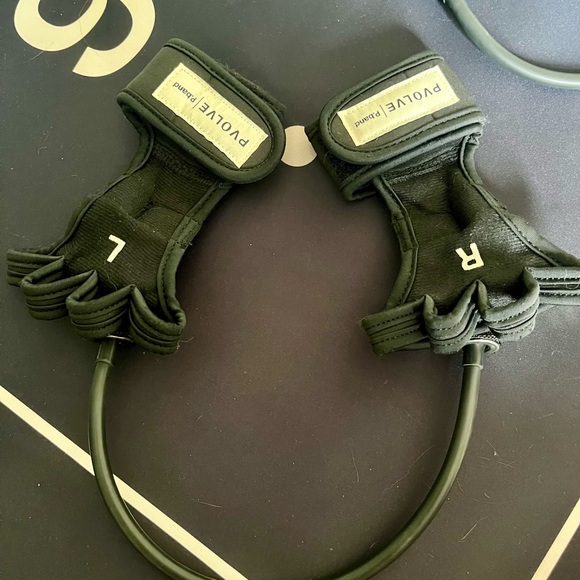 Pvolve Total Transformation Bundle - Picture 9 of 16